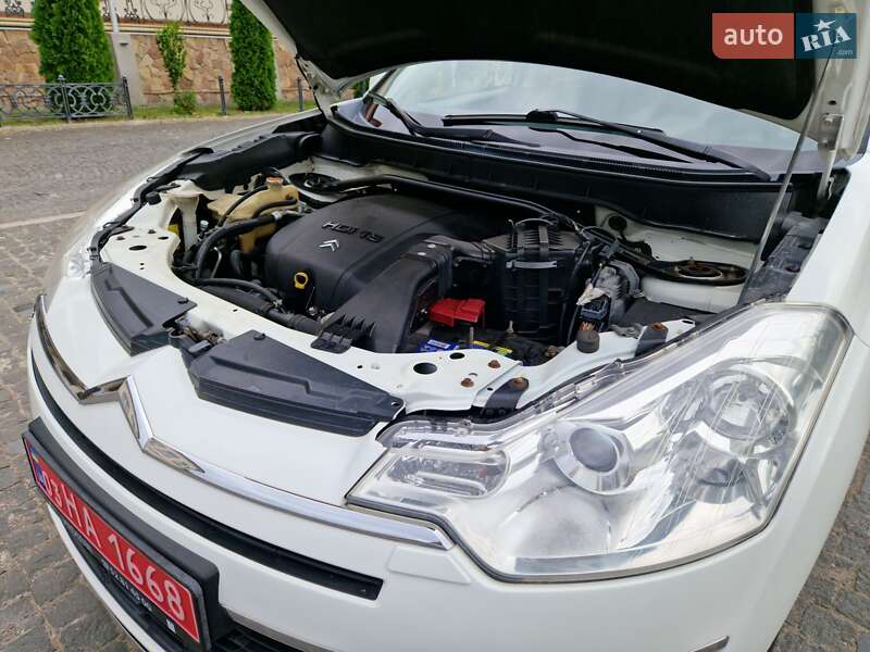 Внедорожник / Кроссовер Citroen C-Crosser 2008 в Золочеве фото 40 Внедорожник / Кроссовер Citroen C-Crosser 2008 в Золочеве