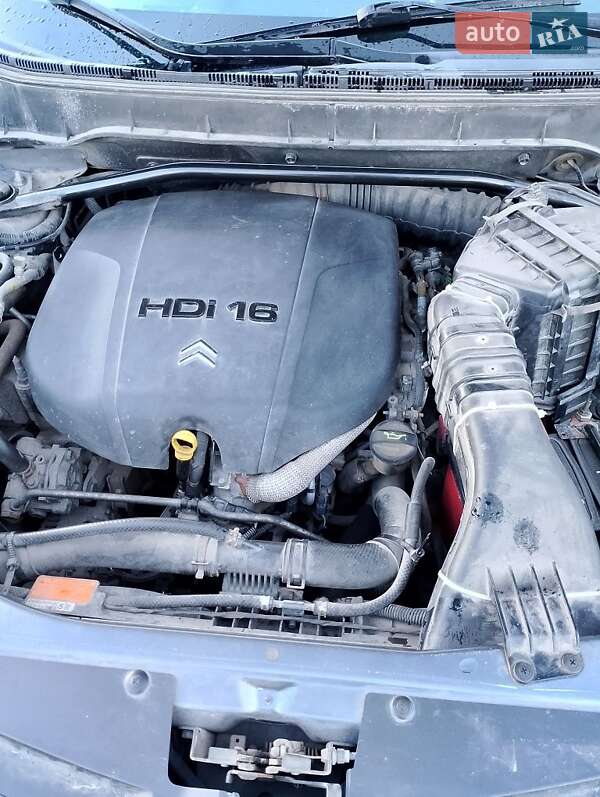 Внедорожник / Кроссовер Citroen C-Crosser 2008 в Кременце фото 7 Внедорожник / Кроссовер Citroen C-Crosser 2008 в Кременце