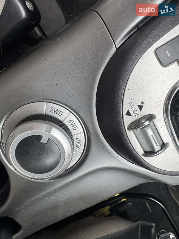 Позашляховик / Кросовер Citroen C-Crosser 2010 в Радивиліві