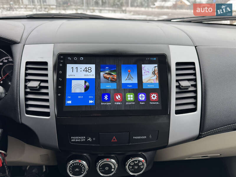 Позашляховик / Кросовер Citroen C-Crosser 2010 в Радивиліві