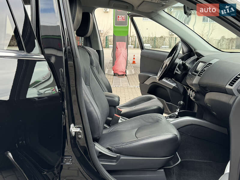 Позашляховик / Кросовер Citroen C-Crosser 2012 в Житомирі фото 36 Позашляховик / Кросовер Citroen C-Crosser 2012 в Житомирі