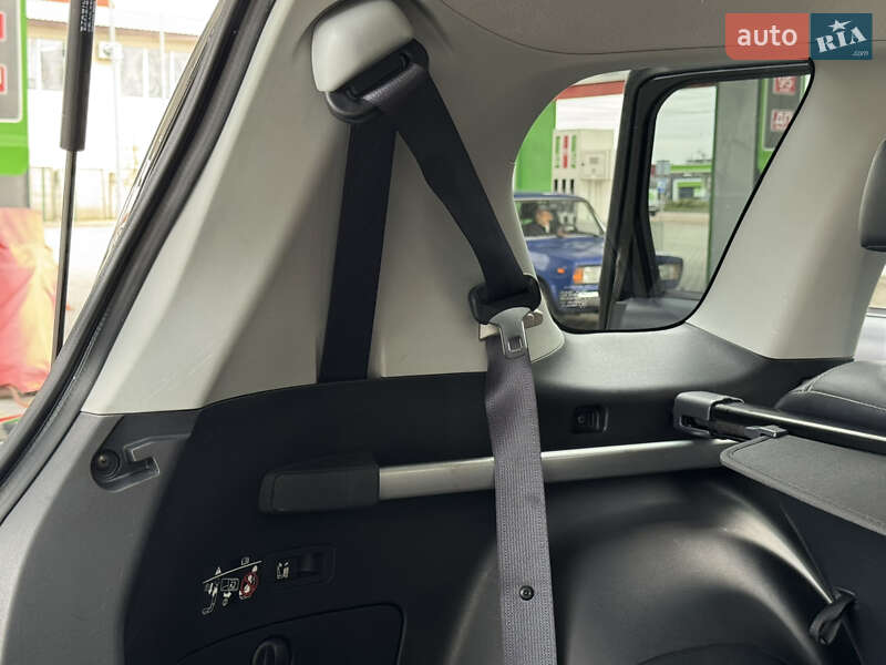 Позашляховик / Кросовер Citroen C-Crosser 2012 в Житомирі фото 47 Позашляховик / Кросовер Citroen C-Crosser 2012 в Житомирі