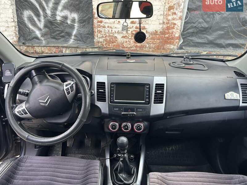 Citroen C-Crosser 2009