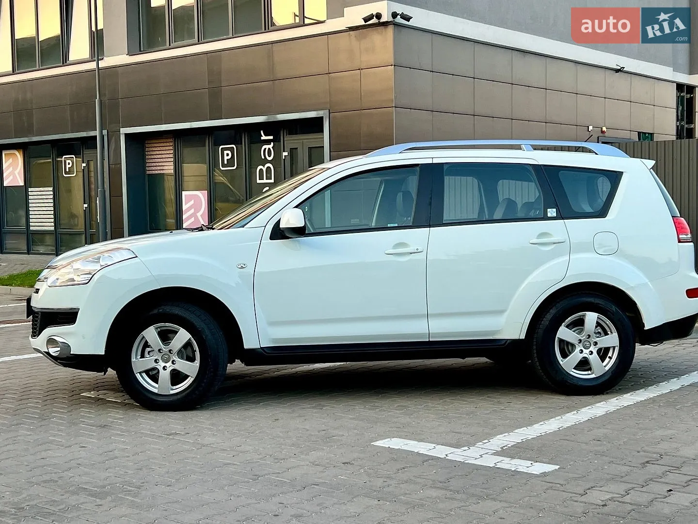 2010 Citroen C-Crosser - мініатюра 14