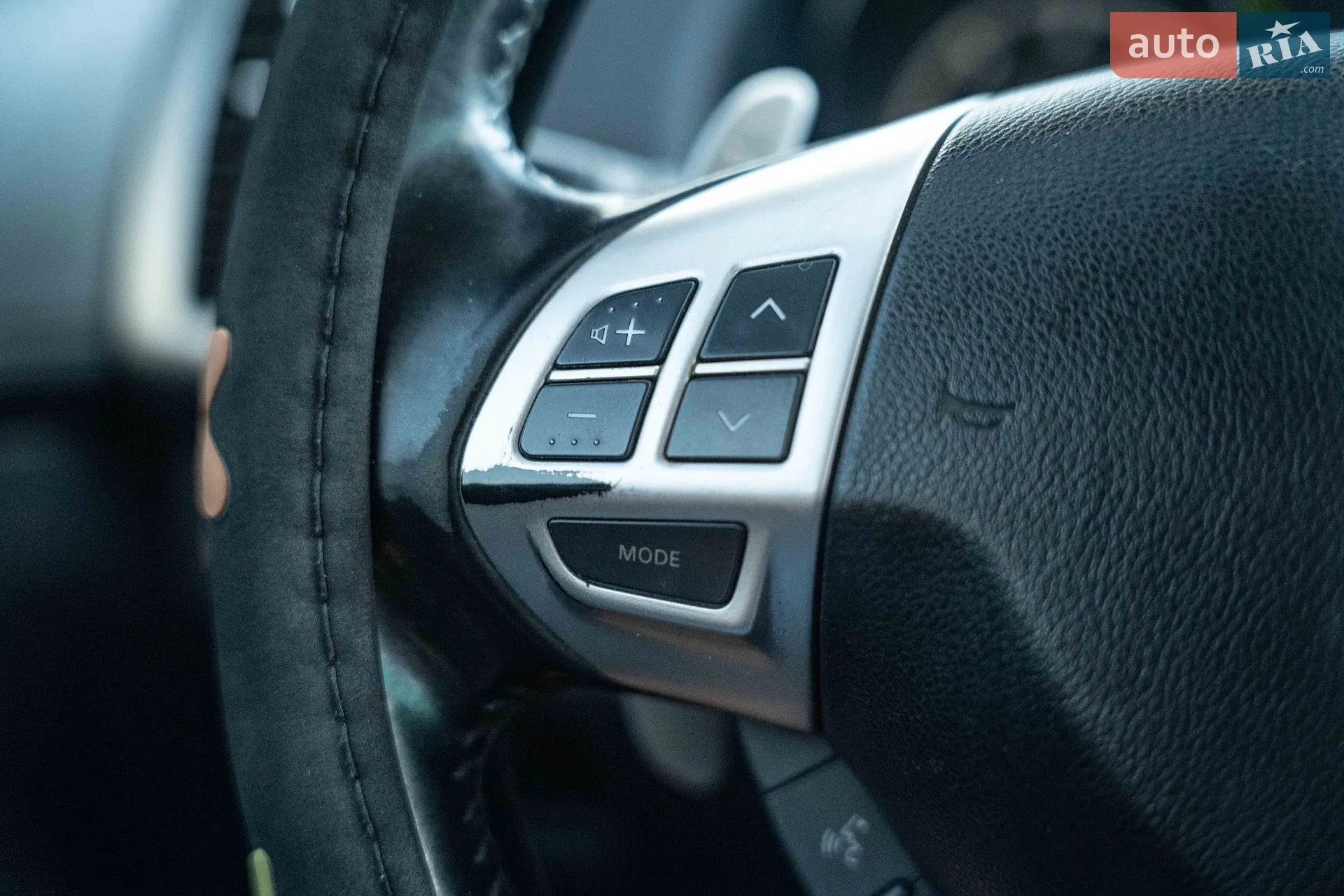 2011 Citroen C-Crosser - мініатюра 23