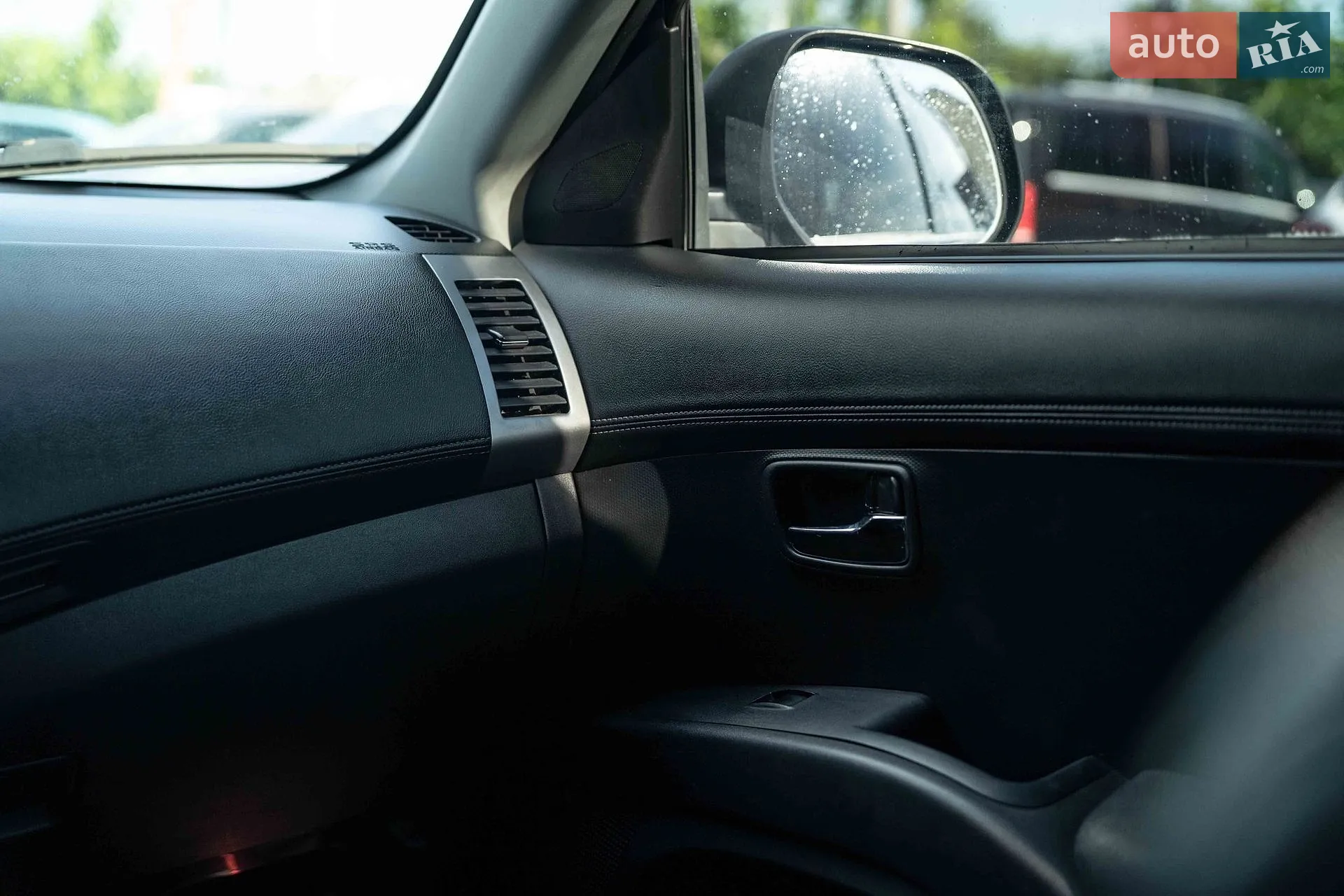 2011 Citroen C-Crosser - мініатюра 29