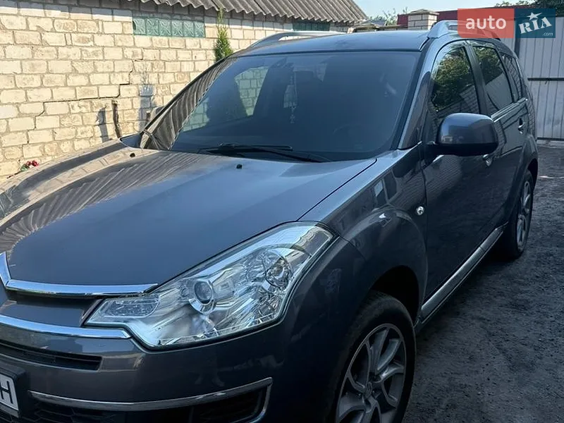 Citroen C-Crosser 2010
