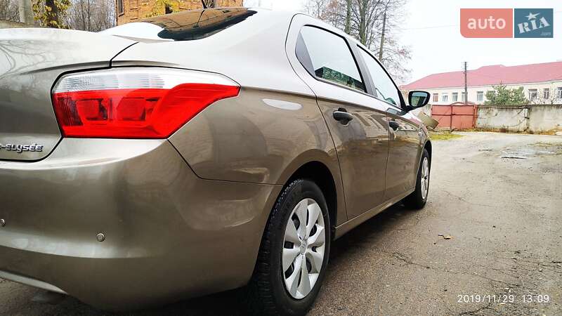 Седан Citroen C-Elysee 2013 в Звягелі