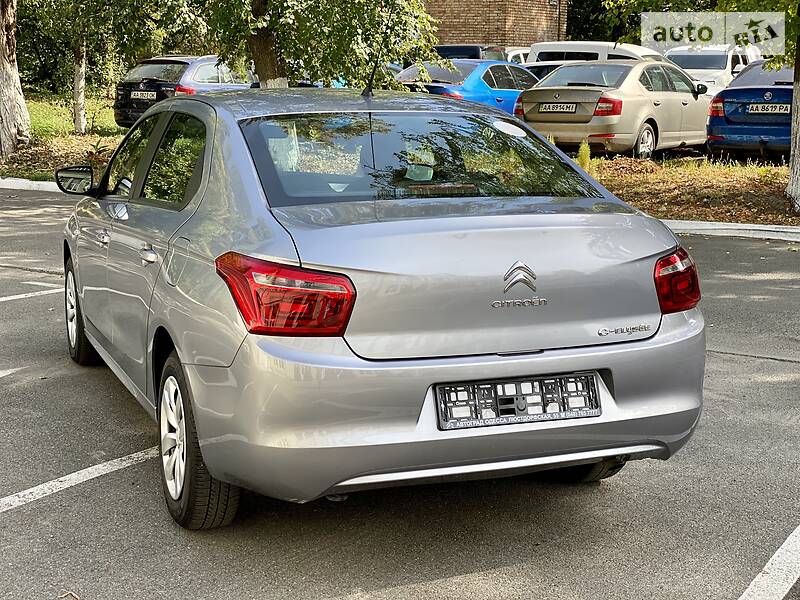 Седан Citroen C-Elysee 2017 в Киеве фото 9 Седан Citroen C-Elysee 2017 в Киеве