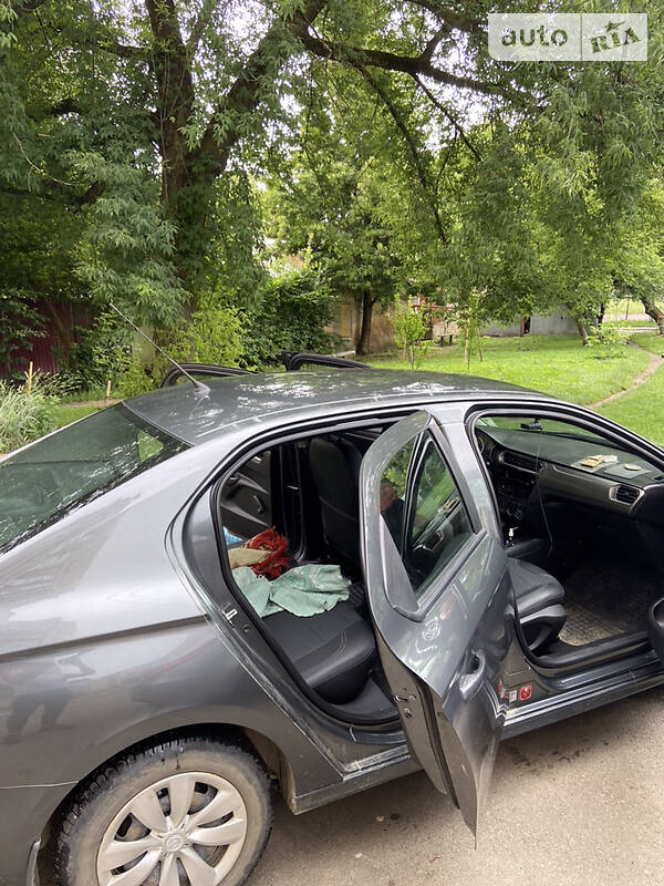 Седан Citroen C-Elysee 2013 в Калуше