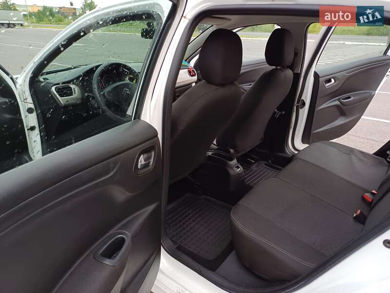 Седан Citroen C-Elysee 2016 в Луцке