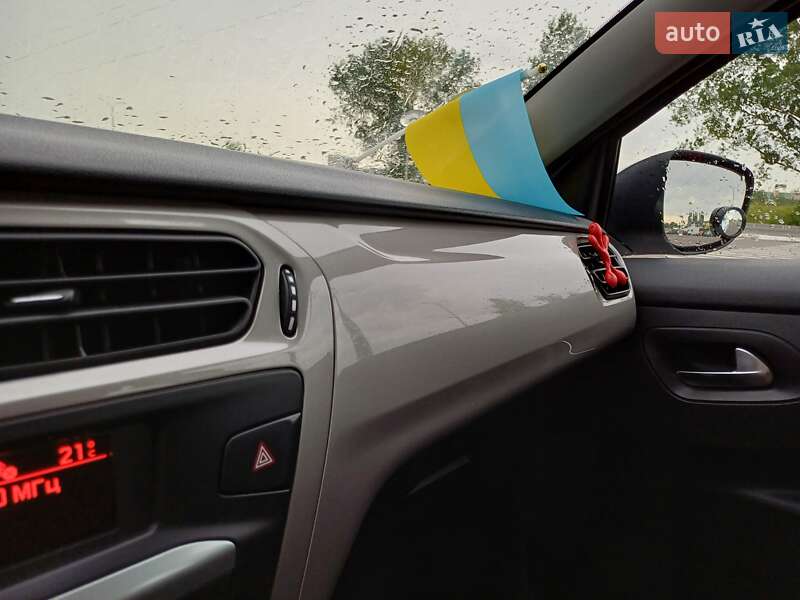 Седан Citroen C-Elysee 2016 в Луцке