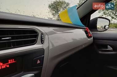 Седан Citroen C-Elysee 2016 в 