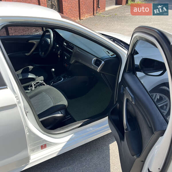 Седан Citroen C-Elysee 2013 в Виннице