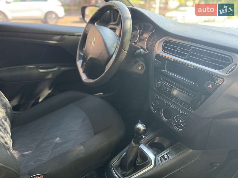 Седан Citroen C-Elysee 2013 в Ладыжине