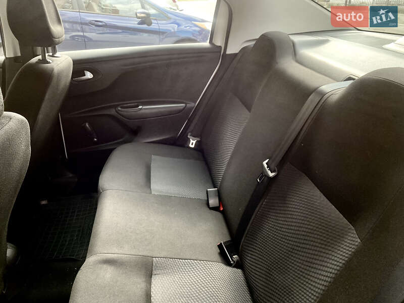 Седан Citroen C-Elysee 2014 в Киеве