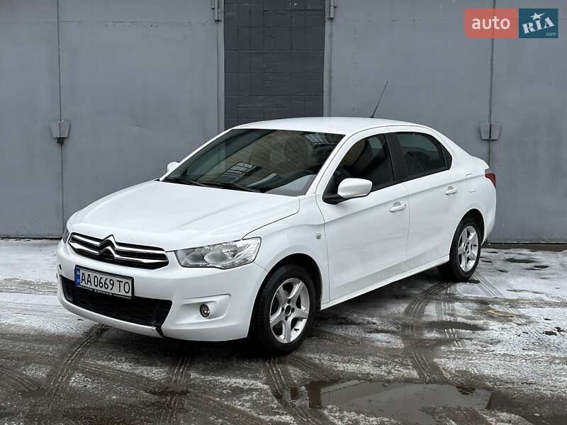 Седан Citroen C-Elysee 2016 в Киеве