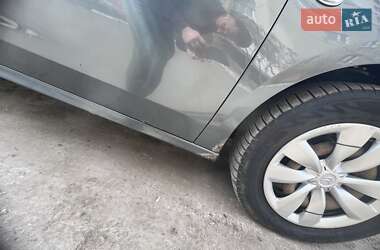 Седан Citroen C-Elysee 2013 в 