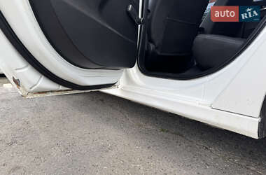 Седан Citroen C-Elysee 2013 в 
