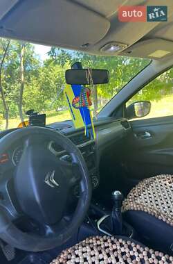 Седан Citroen C-Elysee 2013 в 