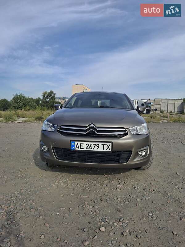 Седан Citroen C-Elysee 2013 в 