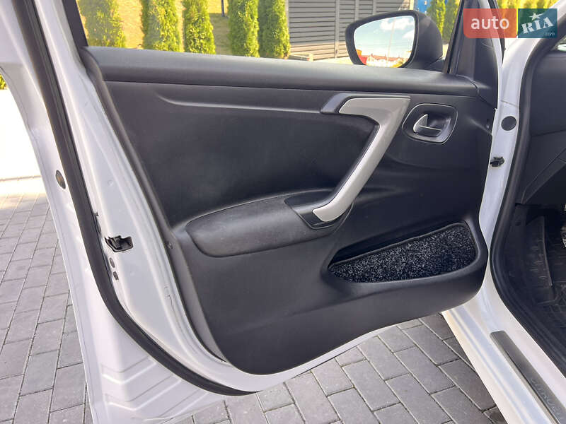 Седан Citroen C-Elysee 2013 в Рівному