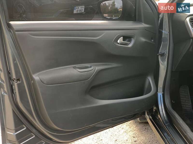 Седан Citroen C-Elysee 2017 в Виннице фото 18 Седан Citroen C-Elysee 2017 в Виннице