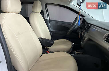 Седан Citroen C-Elysee 2017 в 