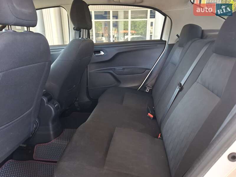 Седан Citroen C-Elysee 2015 в Николаеве