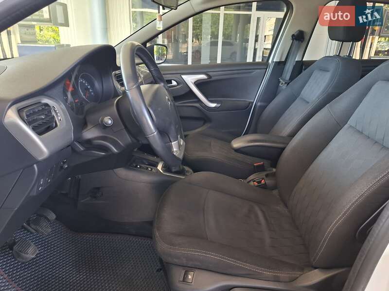 Седан Citroen C-Elysee 2015 в Миколаєві