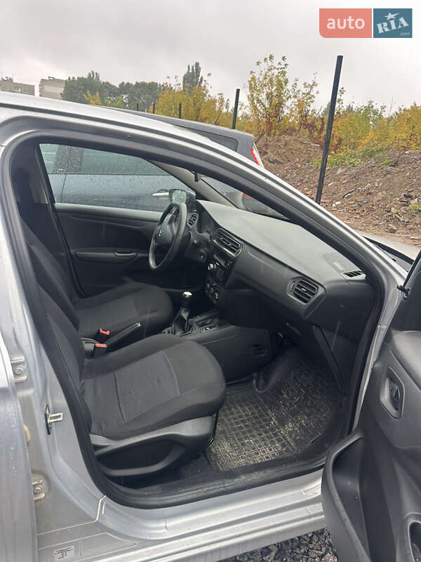 Седан Citroen C-Elysee 2013 в Виннице фото 5 Седан Citroen C-Elysee 2013 в Виннице