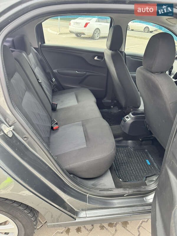 Седан Citroen C-Elysee 2013 в Киеве фото 15 Седан Citroen C-Elysee 2013 в Киеве