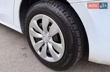 Седан Citroen C-Elysee 2013 в 