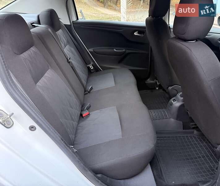 Седан Citroen C-Elysee 2013 в Дніпрі