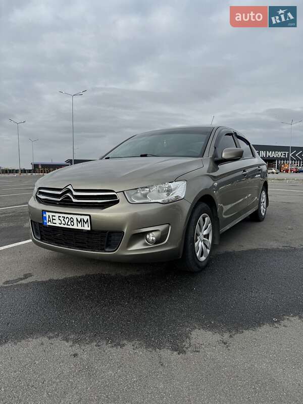 Седан Citroen C-Elysee 2015 в Києві фото 2 Седан Citroen C-Elysee 2015 в Києві