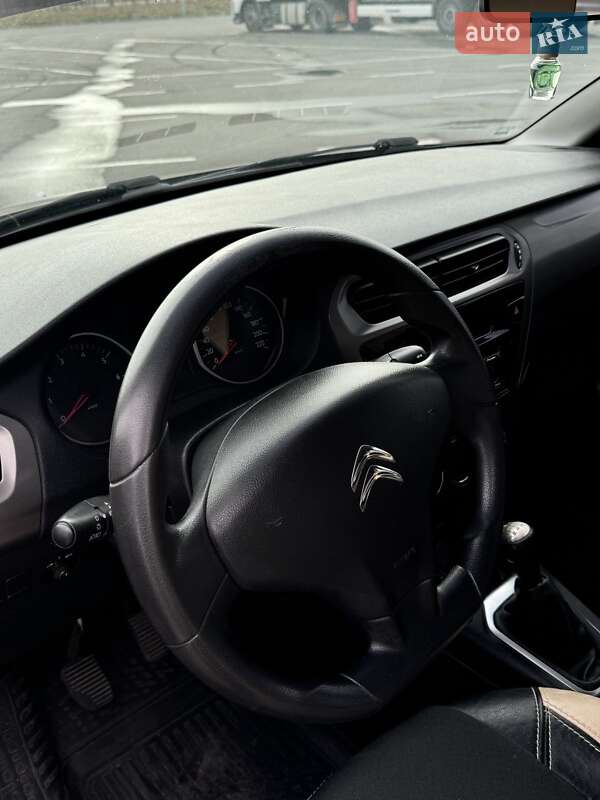 Седан Citroen C-Elysee 2015 в Києві фото 9 Седан Citroen C-Elysee 2015 в Києві