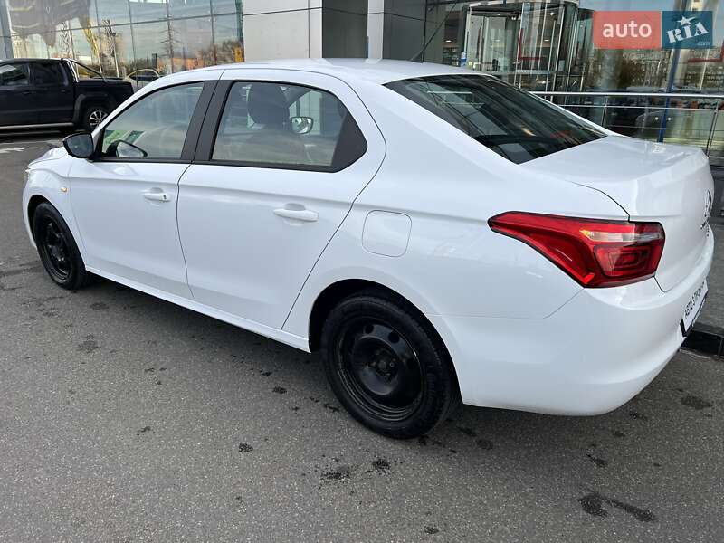 Седан Citroen C-Elysee 2023 в Киеве фото 5 Седан Citroen C-Elysee 2023 в Киеве