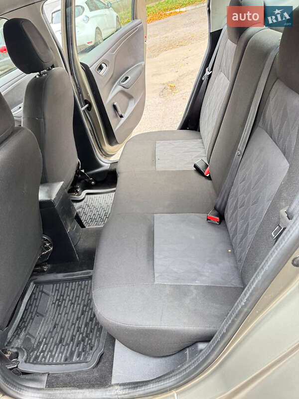 Седан Citroen C-Elysee 2013 в Хмельницькому