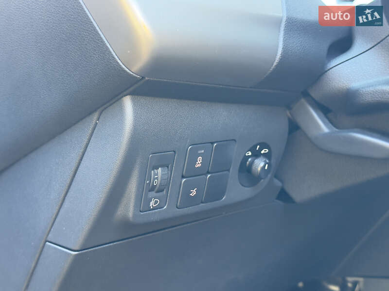 Седан Citroen C-Elysee 2017 в Києві