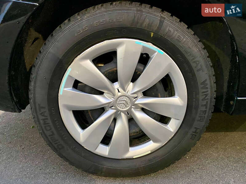 Седан Citroen C-Elysee 2015 в Києві фото 15 Седан Citroen C-Elysee 2015 в Києві