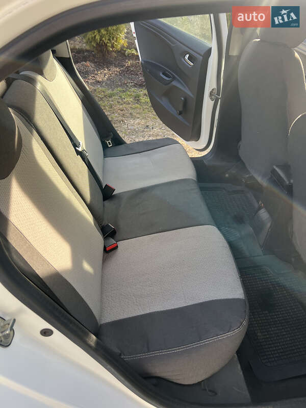 Седан Citroen C-Elysee 2013 в Рокитному фото 15 Седан Citroen C-Elysee 2013 в Рокитному