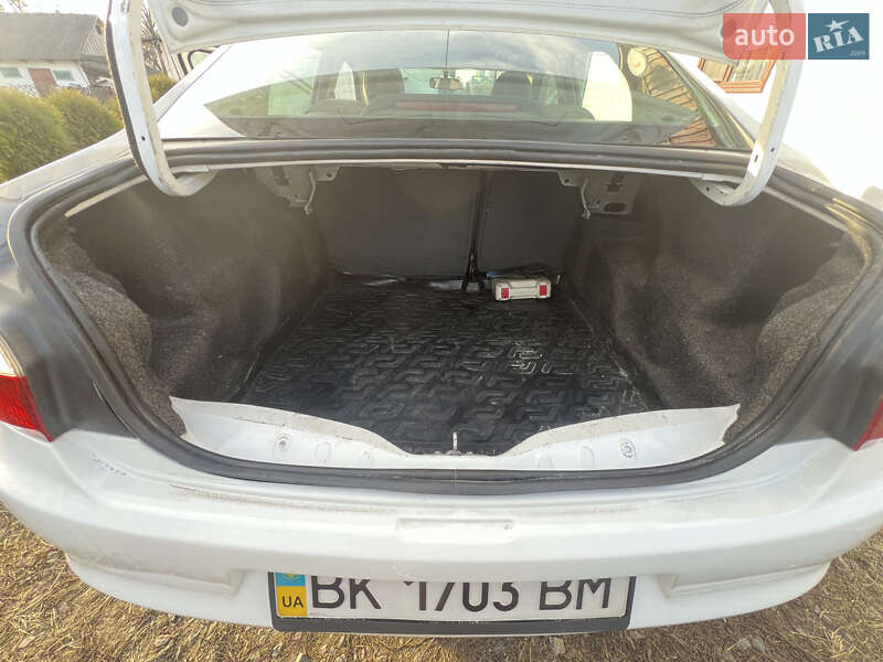 Седан Citroen C-Elysee 2013 в Рокитному фото 24 Седан Citroen C-Elysee 2013 в Рокитному