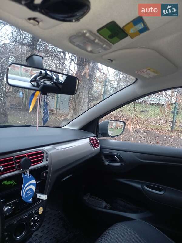 Седан Citroen C-Elysee 2015 в Рівному