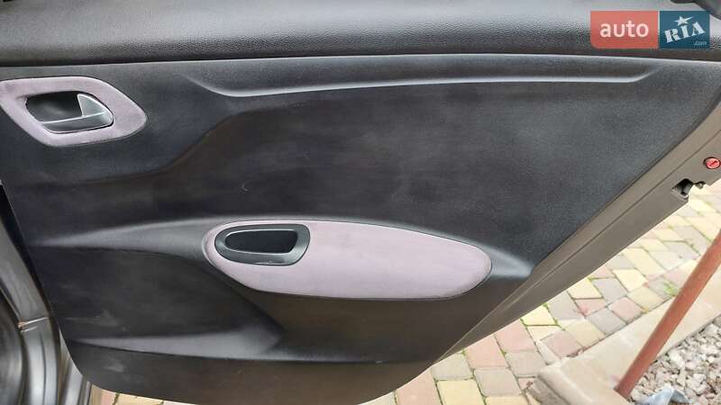 Седан Citroen C-Elysee 2012 в Днепре