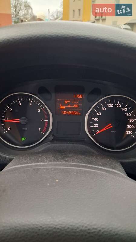 Седан Citroen C-Elysee 2014 в Киеве фото 5 Седан Citroen C-Elysee 2014 в Киеве