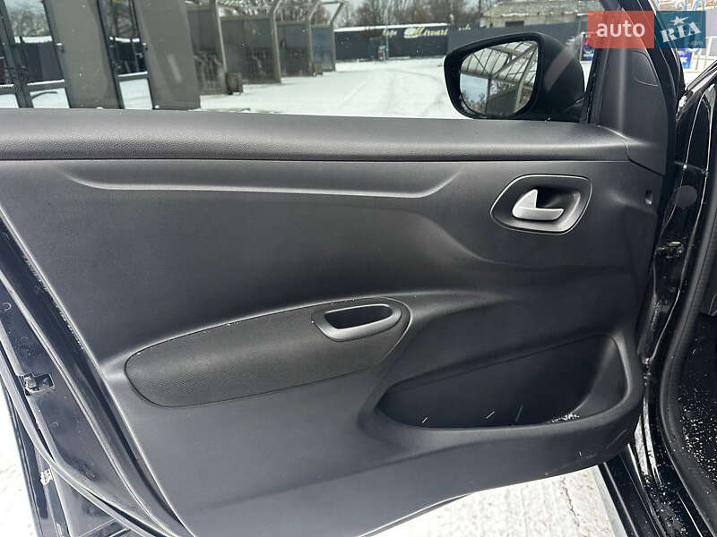 Седан Citroen C-Elysee 2019 в Днепре