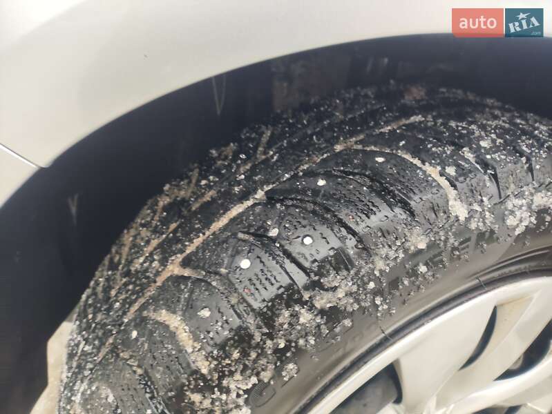 Седан Citroen C-Elysee 2013 в Софиевской Борщаговке