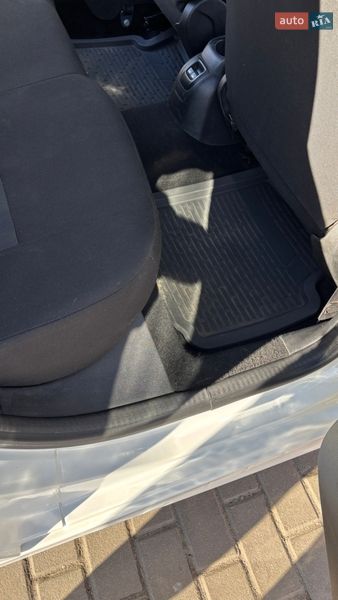 Седан Citroen C-Elysee 2017 в Киеве