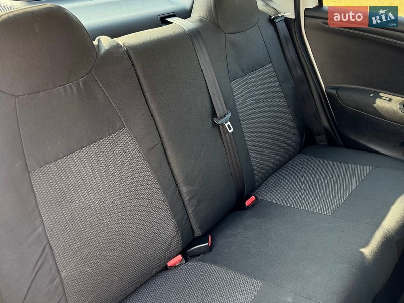 Седан Citroen C-Elysee 2017 в Киеве