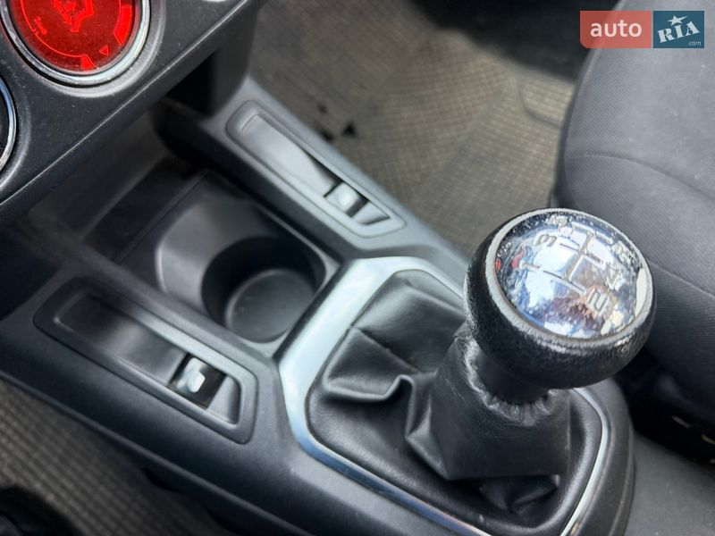 Седан Citroen C-Elysee 2013 в Киеве фото 15 Седан Citroen C-Elysee 2013 в Киеве